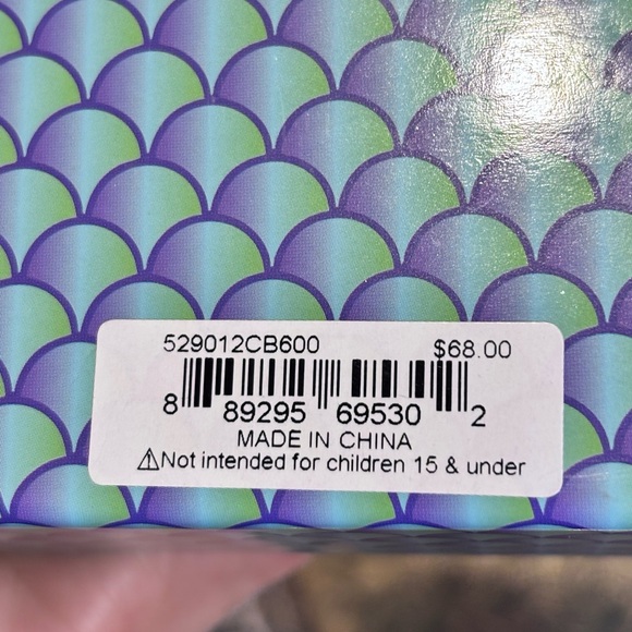 Kate Spade, Betsy Johnson Bundle.  Includes garden set, notepad/pen and keychain - Picture 7 of 7